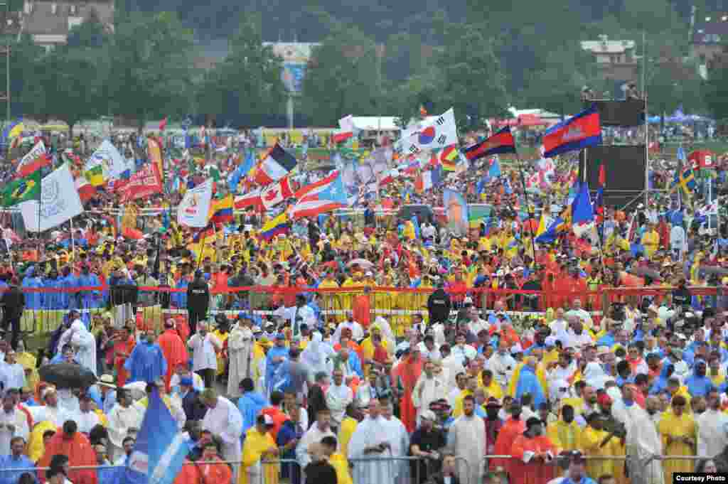 Fieles en la misa de la Jornada Mundial de la Juventud en Cracovia.